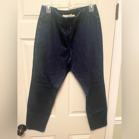Soft Surroundings Women’s Petite Hi Waisted Pull On Dark Denim Jeans Size LP - Picture 2 of 6